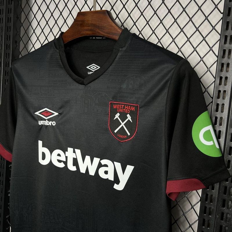 camisa-camiseta-west-ham-united-umbro-betway-versao-torcedor-masculina-24-25-third-away-fora-iii-terceira-3-vinho-azul-branca-branco-preta-preto_8