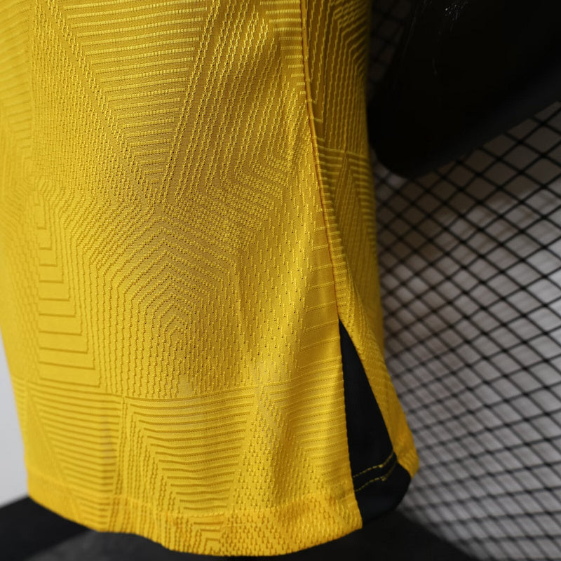 camisa-camiseta-wolverhampton-wolves-debet-sudu-versao-jogador-masculina-24-25-home-casa-i-principal-1-amarela-amarelo-laranja-preta-preto_4