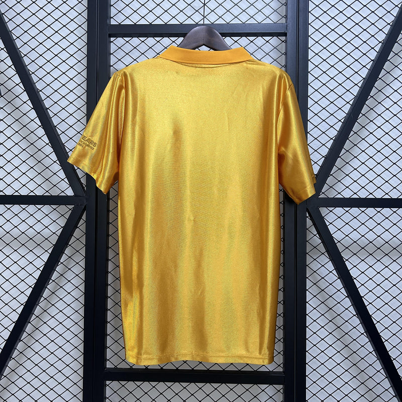 camisa-camiseta-wolverhampton-wolves-debet-sudu-versao-torcedor-masculina-24-25-comemorativa-70-anos-amarela-amarelo-laranja-preta-preto-dourada-dourado_1_10
