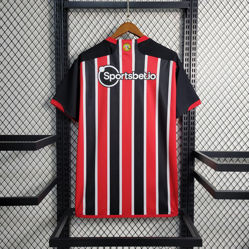 sao-paulo-sao-spfc-adidas-sports-bet-io-torcedor-masculina-versao-versao-james-rodrigues-23-24-20-vermelha-preta-branca-vermelho-preto-branco-away-fora-ii-secundaria-2_10