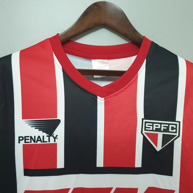sao-paulo-sao-spfc-penalty-tam-torcedor-masculina-versao-versao-93-94-retro-vermelha-preta-branca-vermelho-preto-branco-away-ii-fora-secundaria-2_5